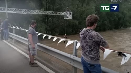 Presa italiană anunţă că a fost găsit cadavrul lui Cristian Molnar, măturat de viitura râului Natisone