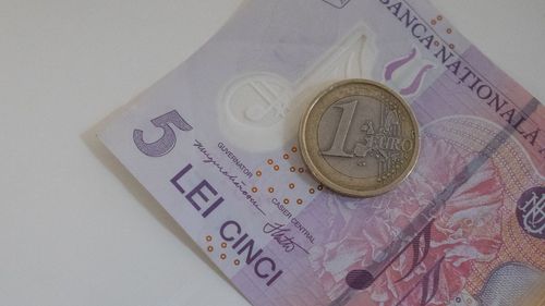Consiliul Județean Olt amână pentru începutul anului viitor premierea elevilor olimpici şi a sportivilor cu performanţe, din cauza ordonanței austerității