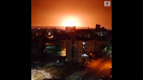 VIDEO Explozie puternică la un depozit de muniții din Iordania