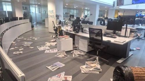 Redacția La Stampa din Torino a fost luată cu asalt de manifestanți Pro Palestina, după reținerea unui imam de origine egipteană radicalizat, care a primit și ordin de expulzare