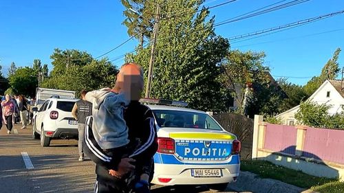 UPDATE Botoşani: Băiatul de şase ani care a dispărut de acasă a fost găsit de polițiști