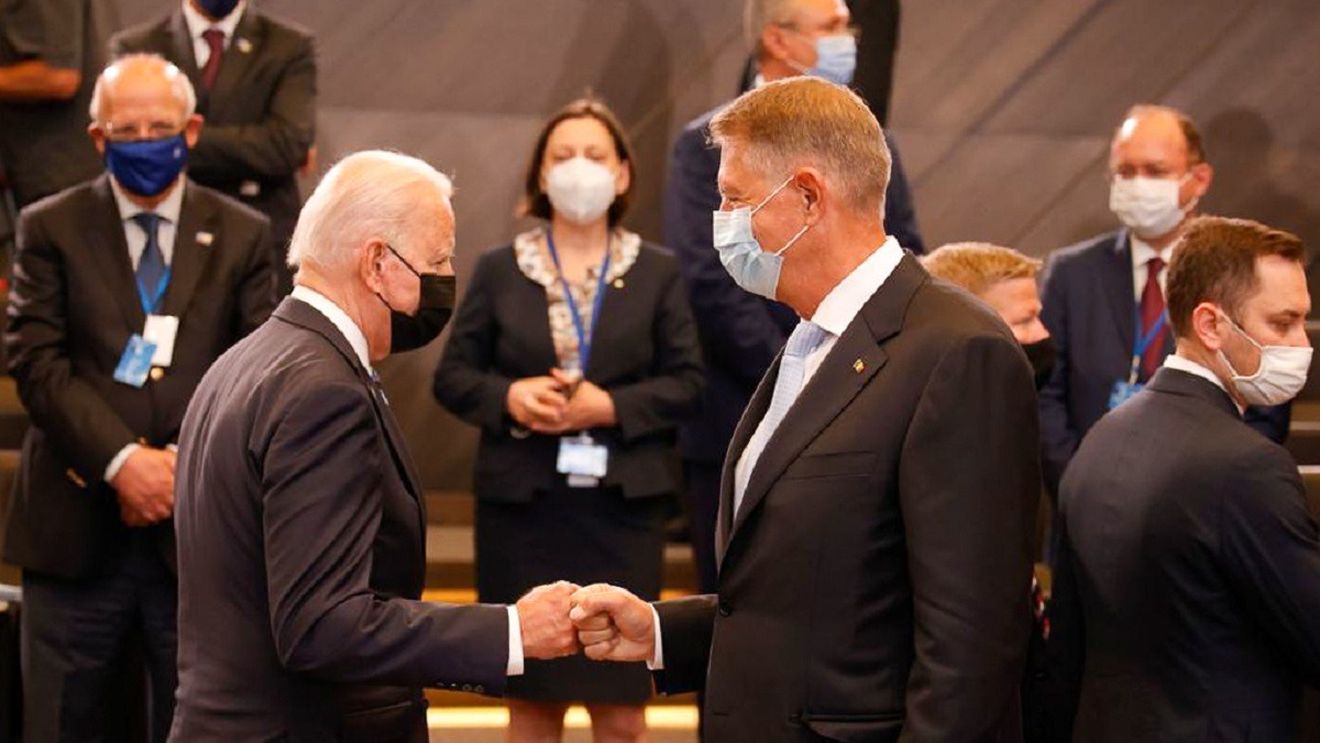 Klaus Iohannis anunță că l-a invitat pe Joe Biden în România