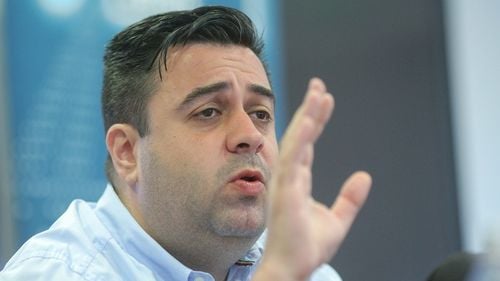 Răzvan Cuc, fostul ministru PSD al Transporturilor fără nici o realizare, vrea să candideze la Primăria Piatra Neamț, susținut de baronul Ionel Arsene