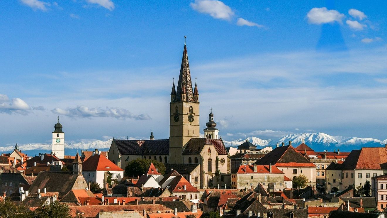 Vineri se discută eventuala intrare în carantină a Sibiului, „în prezența comandantului acțiunii, secretarul de stat Raed Arafat”