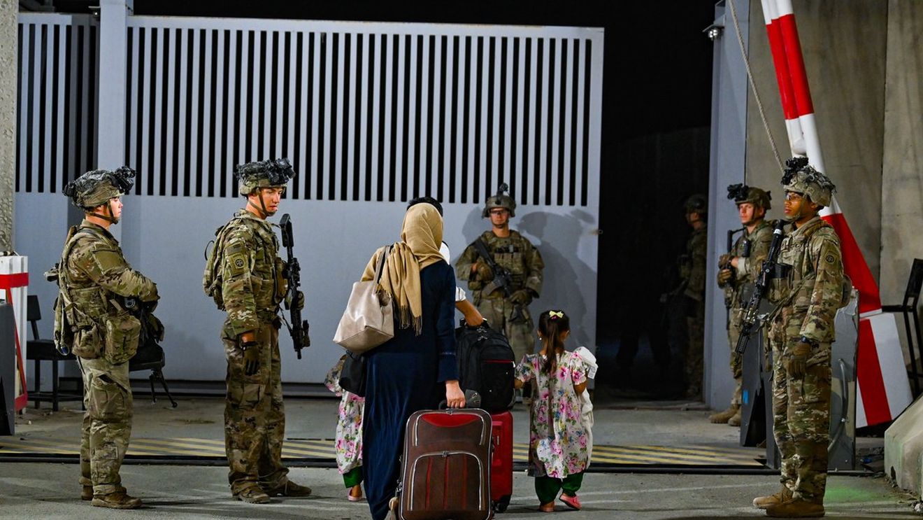 Statele Unite au evacuat din Afganistan peste 21.000 de persoane în ultimele 24 de ore