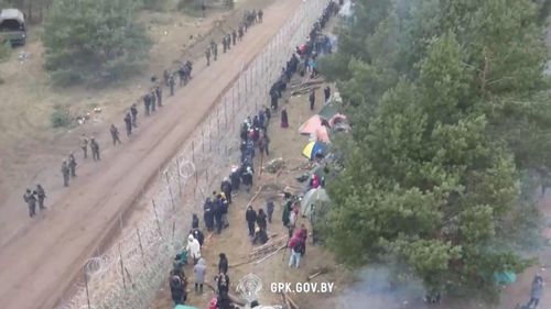 UE și NATO trebuie să colaboreze pentru a contracara amenințările hibride precum criza migranților provocată de Belarus - Pavel Popescu