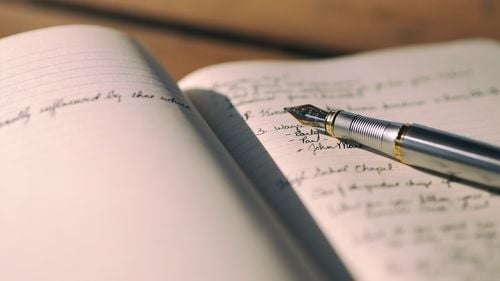 Regulile de la Bacalaureat 2023, publicate de Ministerul Educației. Candidații pot intra în săli de la 7:30, la 9 începe examenul