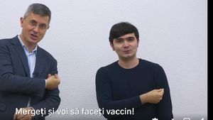 VIDEO Dan Barna și Bogdan, într-un clip emoționant al campaniei ”Ce conține vaccinul”. Vicepremierul USRPLUS transmite mesaj pro-vaccinare în limbaj mimico-gestual