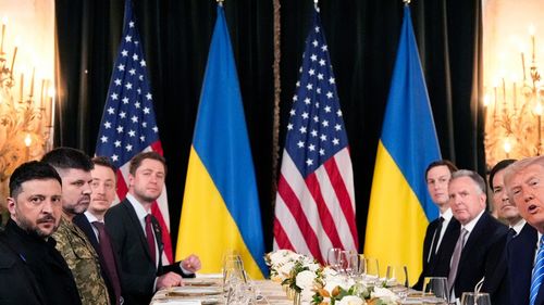 VIDEO Negocierile Trump - Zelenski s-au încheiat fără un acord de pace. Cele trei mari probleme ”spinoase”: cedarea teritoriului ucrainean cerut de Rusia, garanțiile de securitate pentru Ucraina și operarea centralei nucleare de la Zaporojie