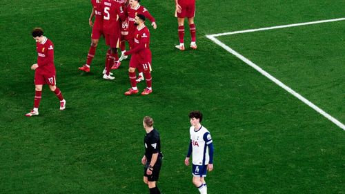 FC Liverpool s-a calificat în finala Cupei Ligii, scor 4-0 cu Tottenham / Rezultatul din tur a fost 1-0 în favoarea londonezilor