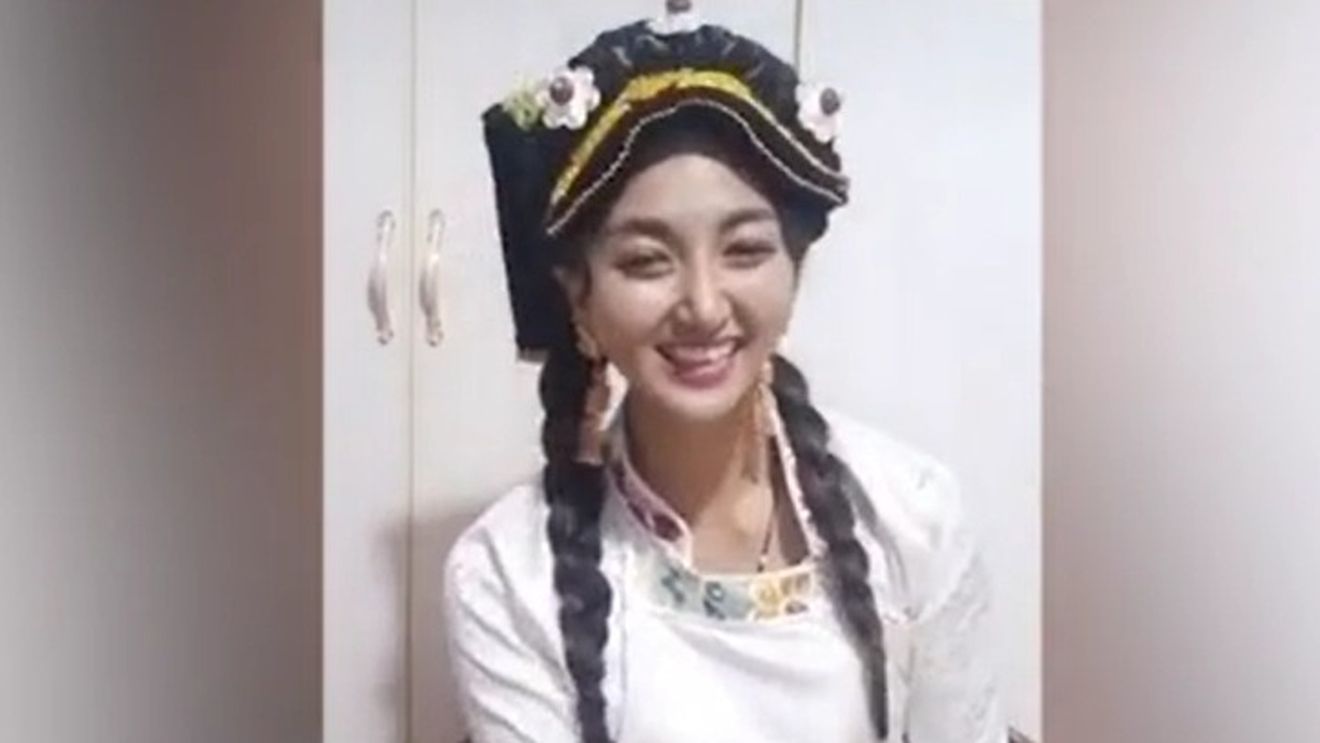 Un tribunal chinez a condamnat la moarte un bărbat care i-a dat foc în direct fostei sale soții, celebrul vlogger Lhamo