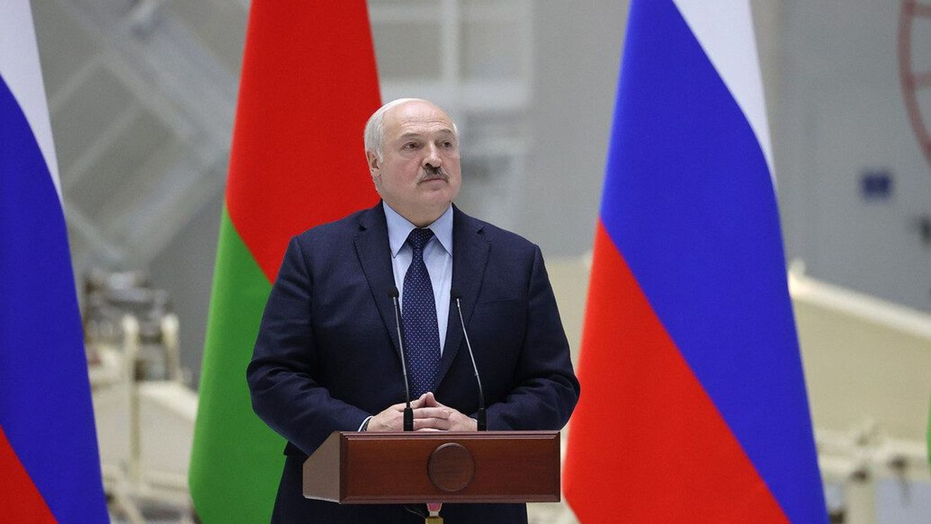 Belarus a reconfigurat avioane de luptă pentru a putea transporta armament nuclear, anunță Lukașenko