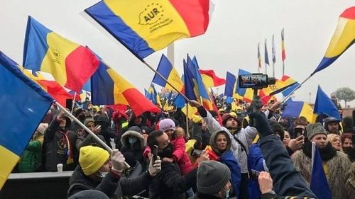 The Financial Times despre AUR:  Un partid de extrema dreaptă modifică peisajul politic / România a constituit vreme de ani o excepție în Europa Centrală și de Est