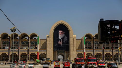 Măsuri de securitate fără precedent în Iran, înaintea funeraliilor ayatollahului Khamenei