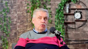 Profesorul de Istorie Mihai Manea: Din intelighenția românească interbelică – cazul lui Nae Ionescu, ideolog al Mișcării Legionare, care a fost demis și din funcția universitară