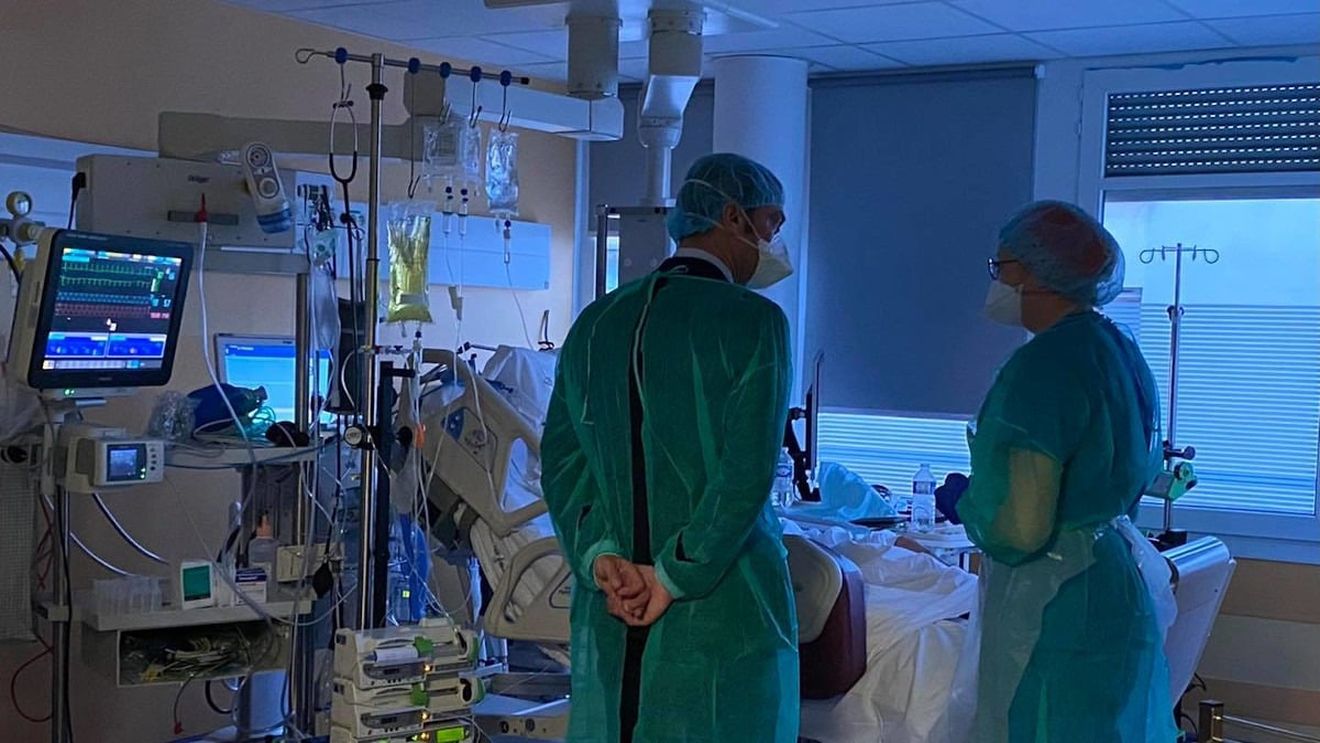 Mărturiile unui medic ATI, înainte de pensionare: ”Este din ce în ce mai complicat sistemul ăsta şi din ce în ce mai periculos / Rezidenţii nu sunt plătiţi nici acum în gardă, fac voluntariat în continuare”