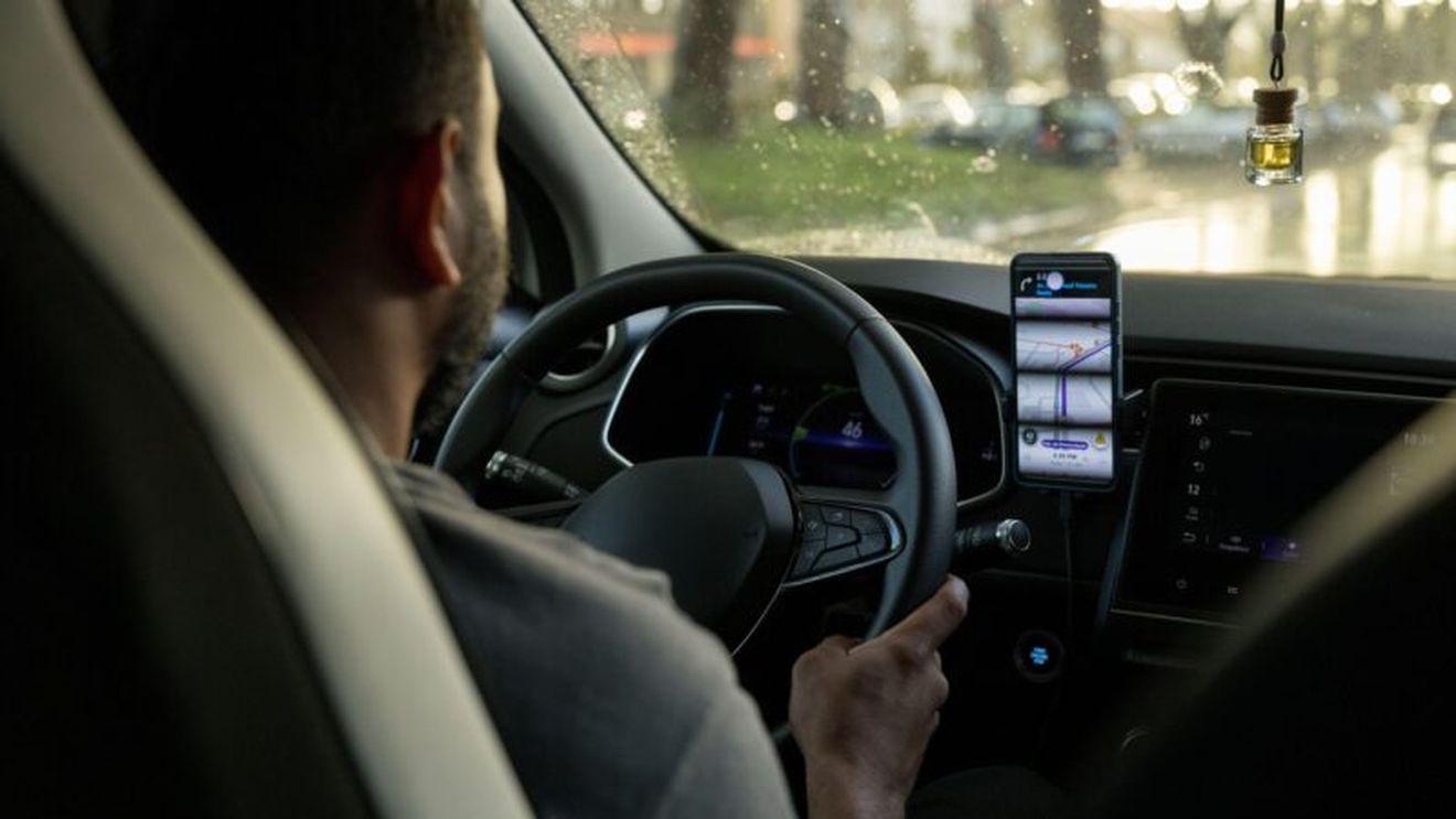Trei administratori de firme ride sharing din Arad și Timiș, plasați sub control judiciar / Sunt suspectați de o evaziune de peste 13,5 milioane de lei