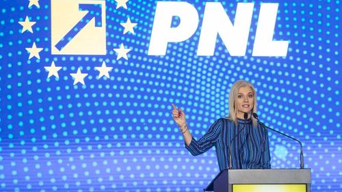 Alina Gorghiu anunță transferul în PNL a 4 primari și viceprimari social-democrați / ”Sunt convinsă că împreună vom face treabă bună pentru județ”