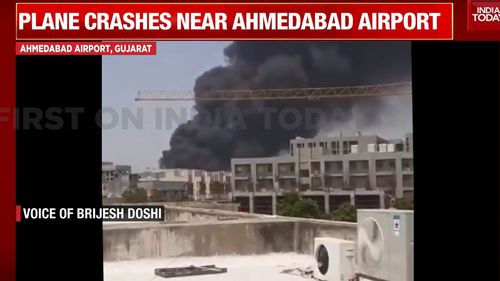 Tragedia aviatică din India, cu 260 de morți, s-ar fi întâmplat din cauza întreruperii alimentării cu combustibil chiar înaintea prăbuşirii avionului (raport)