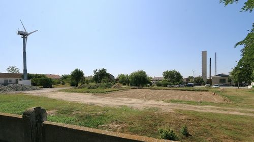Cum a ajuns cel mai prost spital din țară să se laude cu heliport și eoliană nefuncționale