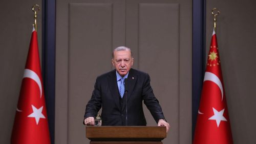 Analiză Reuters: Avântul lui Erdogan a crescut după ce în primul tur s-a plasat pe locul I cu un avans solid / Analiştii se aşteaptă acum la succesul său deplin / Cum s-a schimbat Turcia în cele două decenii de când este la guvernare