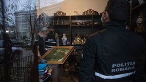 Chestor, despre tablourile falsificate: ”Erau oferite drept cadouri la aniversări/ Expertul nu a informat Ministerul Culturii cu privire la autentificări/ Există și indicii de evaziune fiscală”