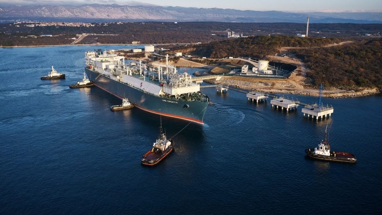 VIDEO INTERVIU Gazul natural lichefiat. Avantajele și provocările în utilizarea resurselor de gaze naturale lichefiate/ Unde se poziționează România și ce alternative are țara noastră