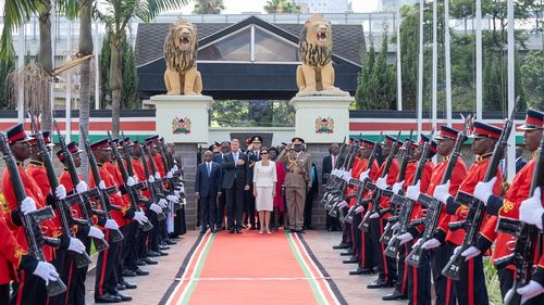 Bilanțul primei zile din turneul african al președintelui Iohannis: patru memorandumuri de înțelegere cu Kenya