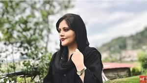 Iran: Reformatorii cer încetarea obligativității vălului islamic