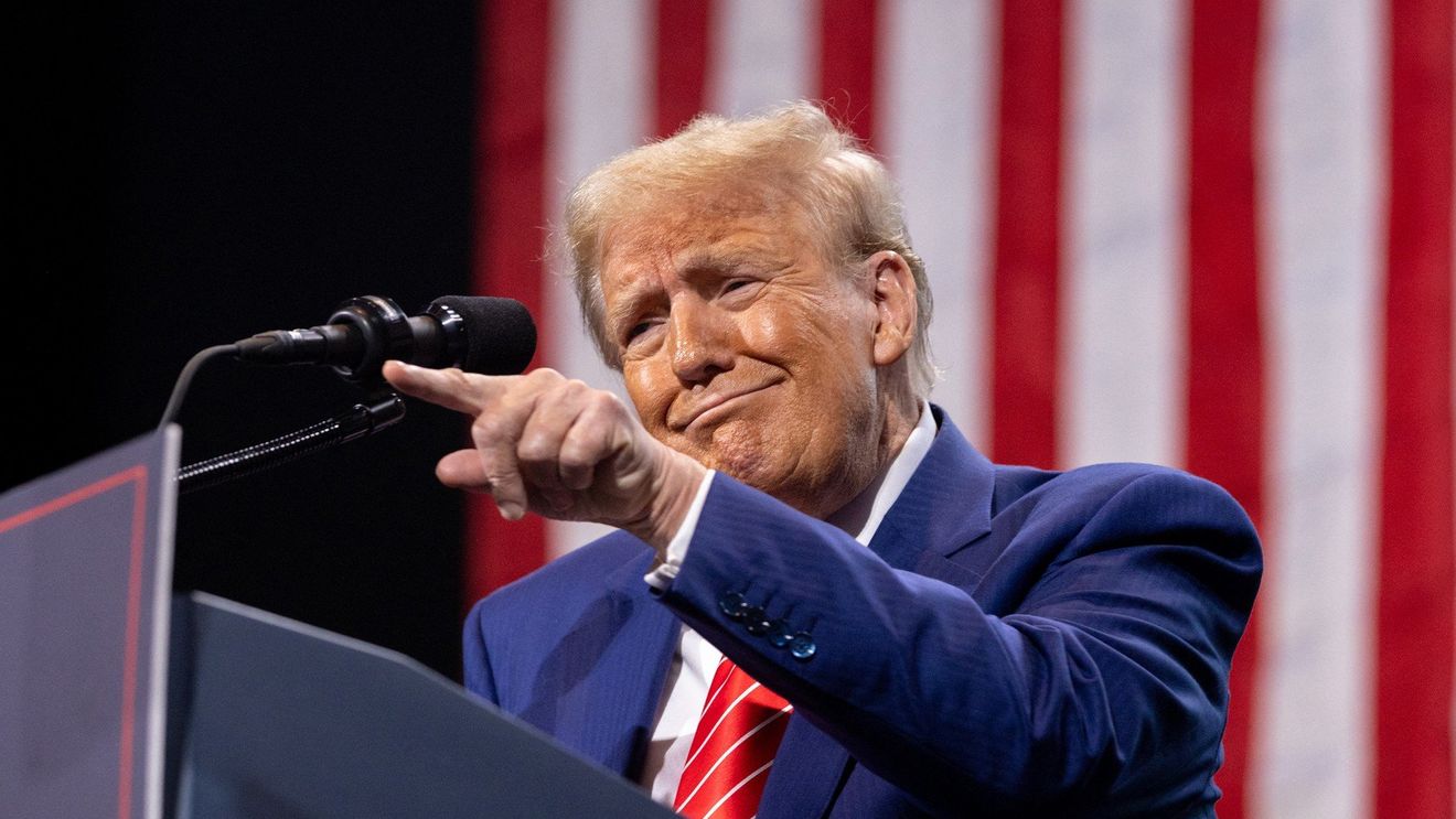 Donald Trump a anunțat tarife vamale reciproce cu toate statele, fără să ia în calcul și TVA, pe care SUA nu o are / ”Nu există tarife dacă fabricați sau vă construiți produsul în Statele Unite”