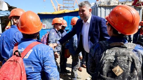 Ciolacu, în vizită la șantierul naval din Brăila: România produce! Din ce în ce mai mult şi mai bine! Închideţi televizoarele când mai vedeţi tot felul de persoane care vă mint cu neruşinare că nu se mai produce nimic în ţară