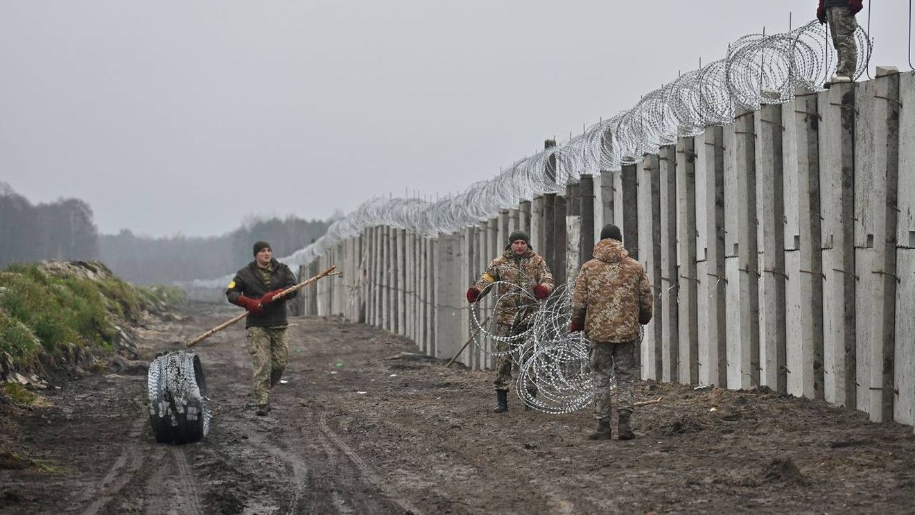 Ucraina a desfășurat exerciții militare în apropierea graniței cu Belarus