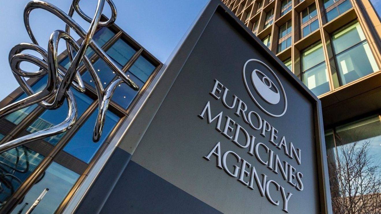 Agenţia Europeană pentru Medicamente a aprobat pastila anti-Covid produsă de Pfizer