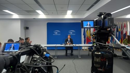 Europarlamentarul Siegfried Mureșan, vicepreședinte PPE: „UE este pregătită să adopte pachetul de sprijin de 50 miliarde euro pentru Ucraina și fără acordul Ungariei, acesta este planul B”