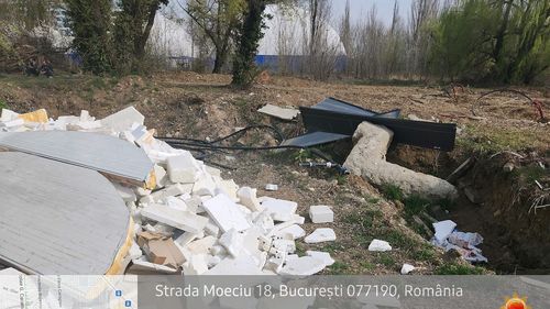 Amendă de 80.000 de lei, dată de Garda de Mediu pe un şantier din Bucureşti / Se efectuau foraje fără aviz de mediu şi se deversau în Lacul Floreasca ape de pe şantier