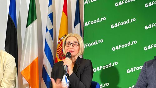 VIDEO | Conferința „Un an de G4Food”. Cosmina Simiean (DGASMB): „Chiar și în cea mai bogată regiune din această țară - București-Ilfov-, există multe persoane pentru care mâncarea nu e bucurie și pentru care a merge la nutriționist nu este un deziderat pe care să-l poată împlini în cursul acestei vieți”