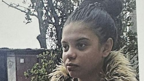 O adolescentă de 13 ani plecată împreună cu fiica ei în vârstă de 3 luni de la un centru maternal din Târgu Mureş, căutată de poliție