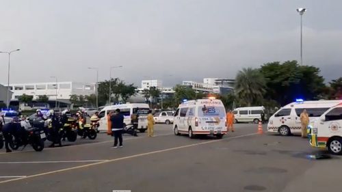 O persoană a murit și alte 30 au fost rănite după ce un avion care efectua o cursă Londra-Singapore s-a confruntat cu "turbulențe puternice”