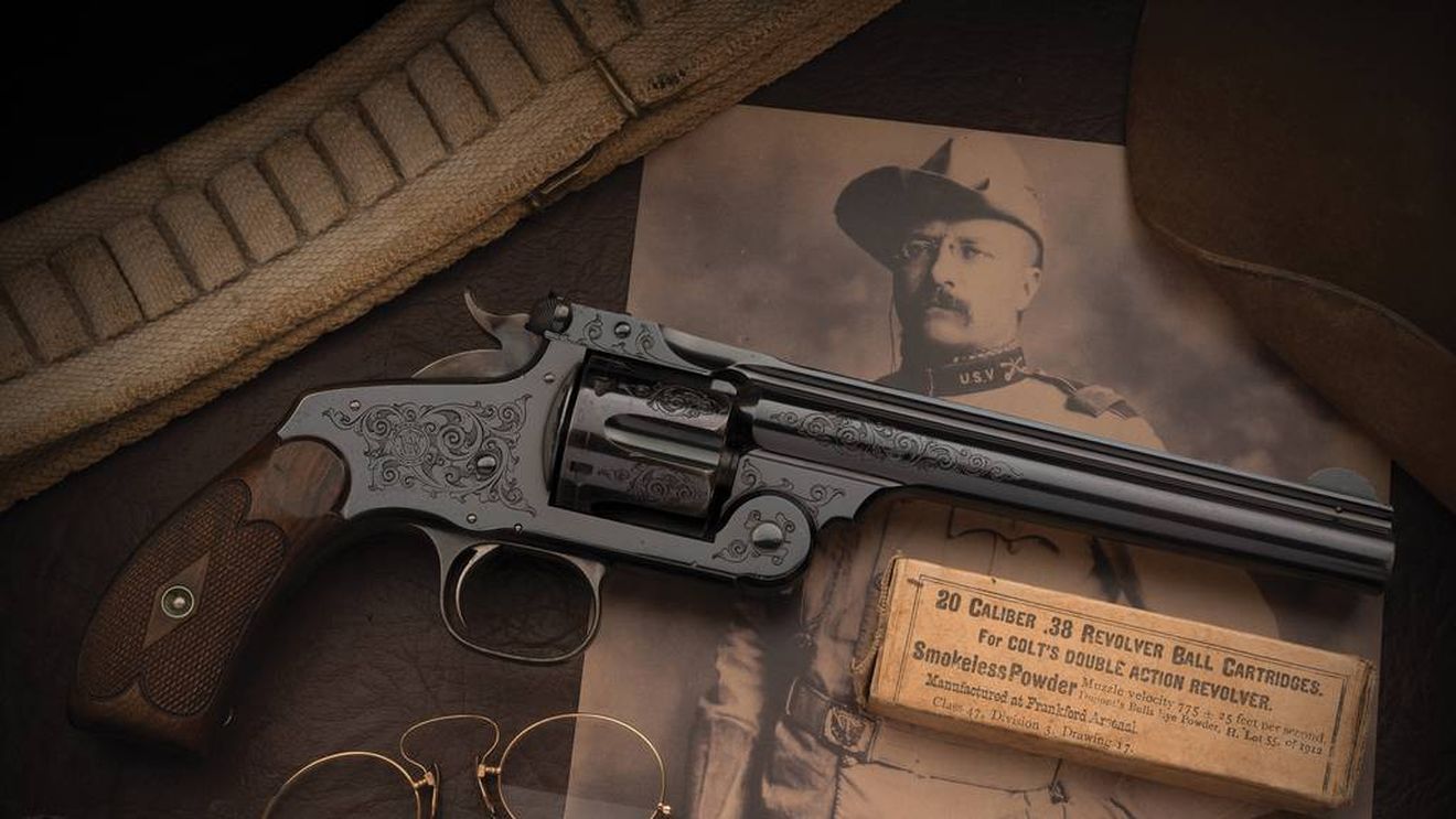 Revolverul din 1898 al preşedintelui american Theodore Roosevelt s-a vândut cu aproape 1 milion de dolari