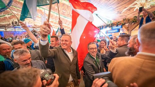 Blocaj politic în Austria, nici un partid nu vrea să guverneze cu extrema dreaptă. România și Bulgaria așteaptă formarea guvernului pentru deblocarea Schengen