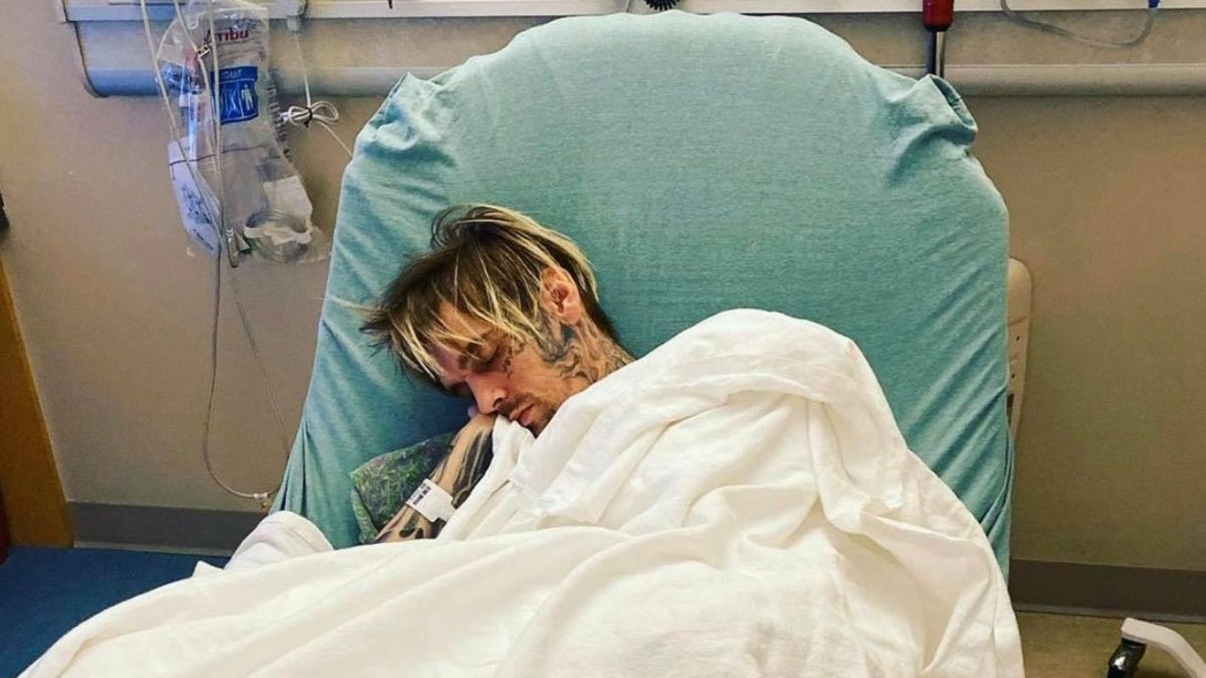 Cântăreţul american Aaron Carter, fratele mai mic al lui Nick Carter de la Backstreet Boys, a murit la 34 de ani / A avut în trecut multe probleme cu autorităţile, mai ales pentru deţinere de stupefiante şi conducere periculoasă