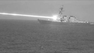 Revoluționar. Ce se știe despre HELIOS, arma laser dezoltată de americani?