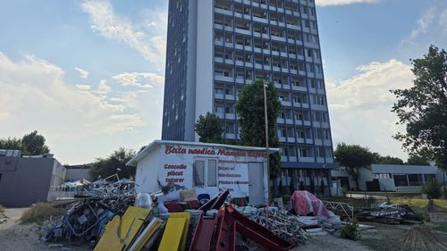 EXCLUSIV | Povestea mai puțin știută a Hotelului Parc din Mamaia, simbol al litoralului comunist, cu primul sky bar din turismul românesc / Un șef ONU, împăratul Iranului, premierul Chinei și Nicolae Ceaușescu însuși au fost găzduiți la etajul 14