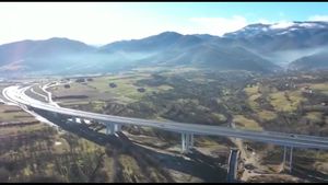 UPDATE Ministerul Transporturilor a inaugurat primul și singurul lot de autostradă din 2022: Lotul 1 Sibiu – Boița. În 2028 intrăm pe autostradă la Constanța și ieșim la Lisabona (Portugalia)