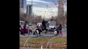 OFICIAL Jandarmul care a căzut de pe cal de 1 Decembrie și colegul lui, cercetați de procurorii militari