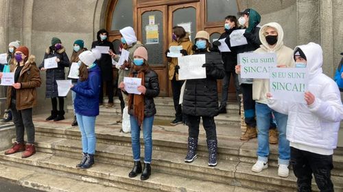Judecătorii au respins cererea Primăriei Sectorului 4 de evacuare, prin ordonanţă preşedinţială, a Colegiului Naţional „Gheorghe Şincai”