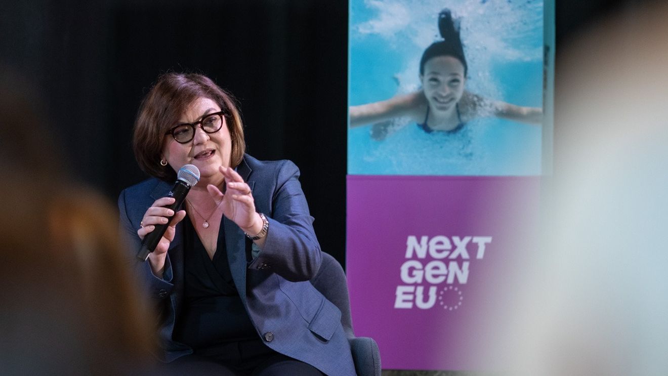 Politico: Fostul comisar european Adina Vălean, în top 11 europarlamentari influenți