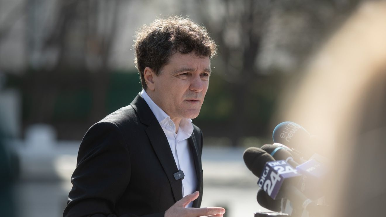 Nicuşor Dan: În campania din 2020 nu am spus că rezolvăm pe loc problema termoficării, ci am promis că îmbunătăţim, ceea ce am făcut / Iarna asta am avut o medie de 99% de funcţionare în parametri, adică dacă un apartament nu avea, 99 aveau