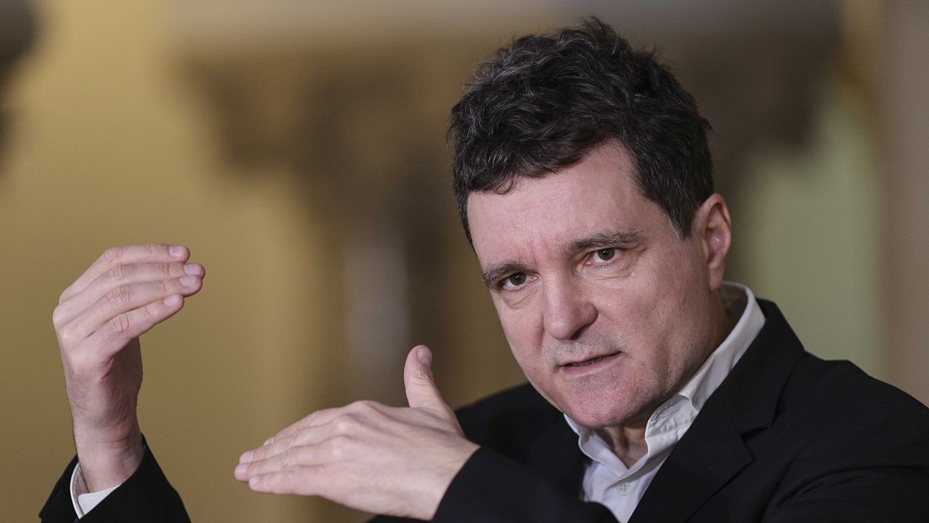 Nicuşor Dan: Deciziile în cazul Şoşoacă şi deciziile în cazul Georgescu sunt corecte, justificate corect de Curtea Constituţională, numai că nu cred că este democratic ca Curtea Constituţională să aibă o marjă aşa de largă de apreciere
