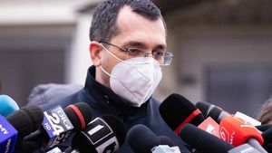 Vlad Voiculescu: Domnul Rafila, cel mai puturos ministru al Sănătății, atacă un alt proiect de clădire de spital din PNRR, cel din Bacău, care este finalizat în proporție de 85%. Unul dintre puținele proiecte care nu sunt doar pe hârtie riscă să fie blocat de PSD